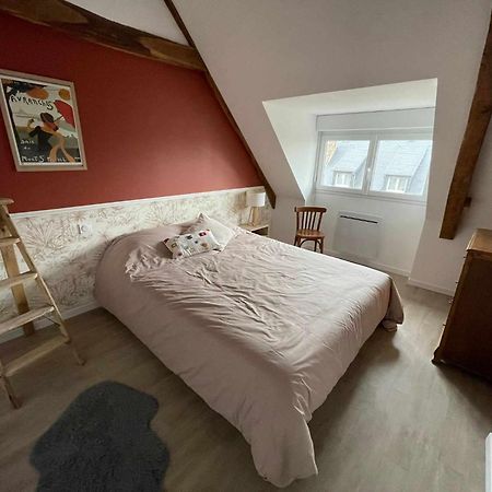 Appartement Cosy Centre Ville Avranches Exterior photo